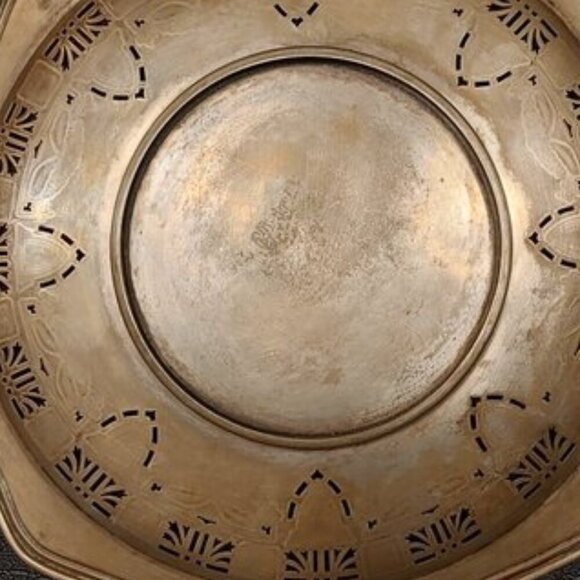 Vintage VBC NS 2388 Silverplate Dish Tray with Cutout Patterns - Picture 4 of 6
